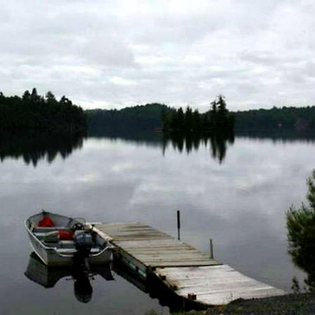 Dunlop Lake Lodge Elliot Lake Eksteriør billede