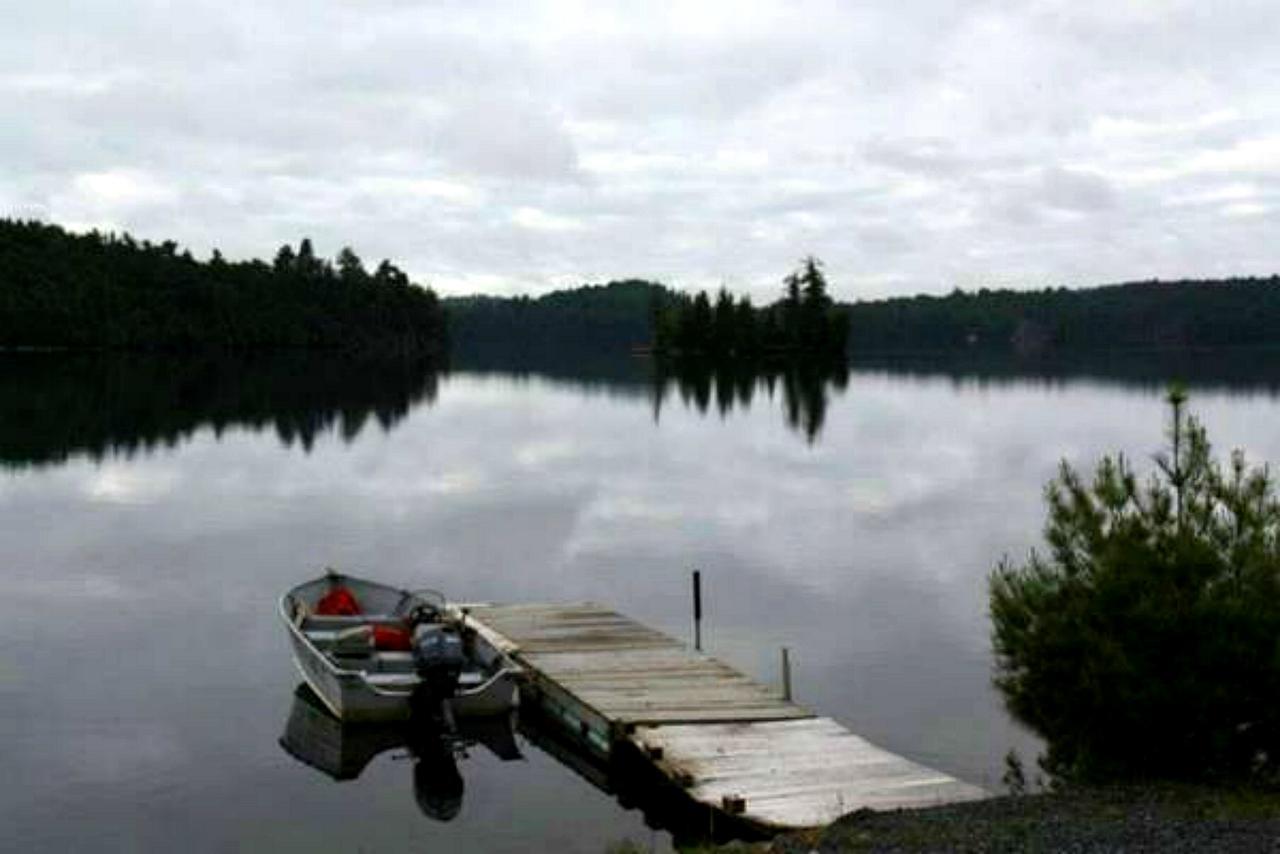 Dunlop Lake Lodge Elliot Lake Eksteriør billede