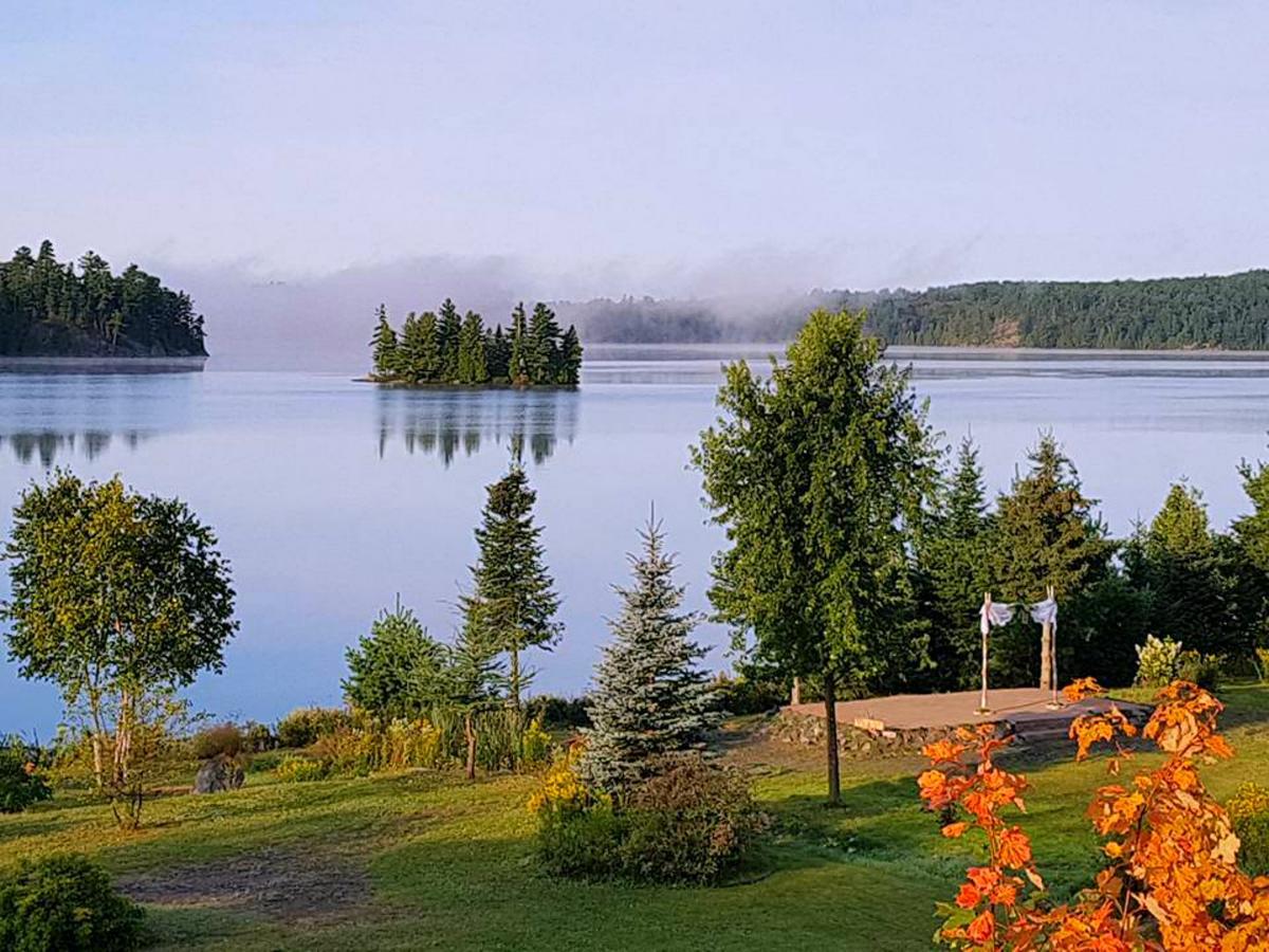 Dunlop Lake Lodge Elliot Lake Eksteriør billede