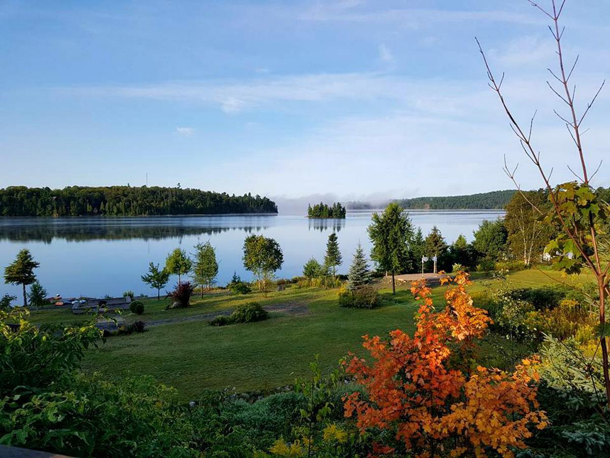 Dunlop Lake Lodge Elliot Lake Eksteriør billede